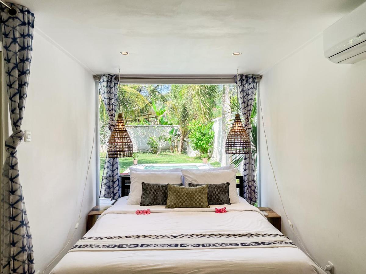 Villa Kotak Surfers Escape Reopening Rates Apply Now Selong Belanak Exterior photo
